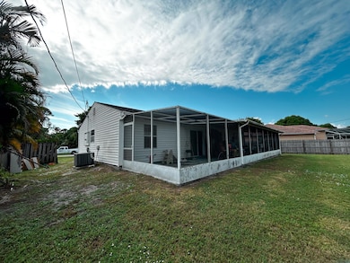 1853 SE Dranson Cir, Port Saint Lucie, FL 34952 - photo 7