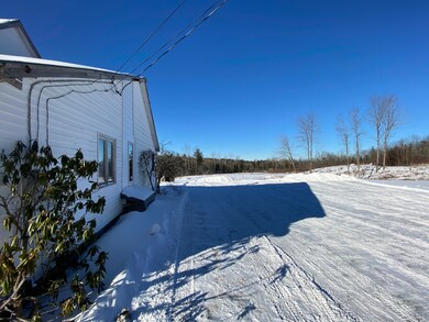 634 Dover Rd, Dexter, ME 04930 - photo 3