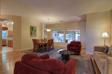 LivingRm_0047