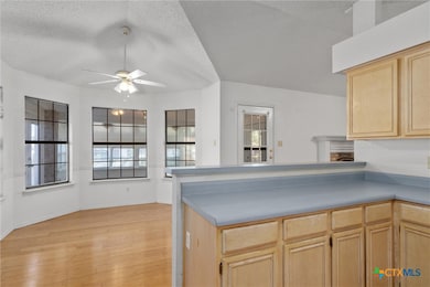 5004 Lindsey Dr, Killeen, TX 76542 - photo 5