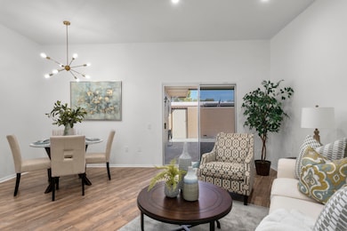 10864WBuccaneerDr010