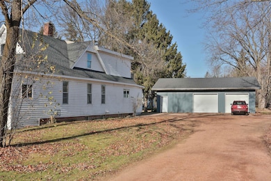 505 W Front St, Withee, WI 54498 - photo 3