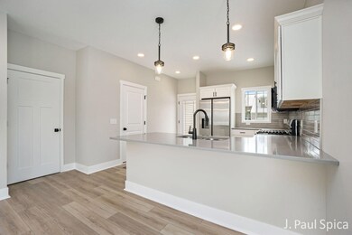 Kitchen/Eating Area