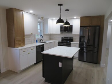 13 Bartholomew St, Lisbon, ME 04250 - photo 7