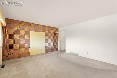Spacious 16' x 13' living room