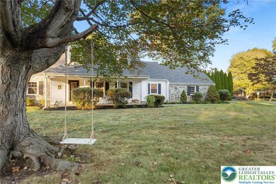 1560 Stafore Dr, Bethlehem, PA 18017 - photo 7