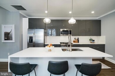 1426 S 23rd St, Philadelphia, PA 19146 - photo 6