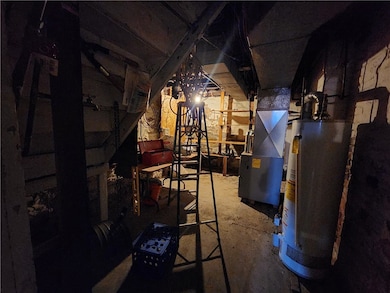 517 5th St, Pitcairn, PA 15140 - photo 3