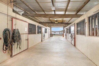 5907 Davis Mill Rd, Greensboro, NC 27406 - photo 6