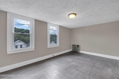 30 Arch St, Glen Lyon, PA 18617 - photo 3