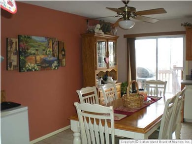 19 Chess Loop, Staten Island, NY 10306 - photo 5