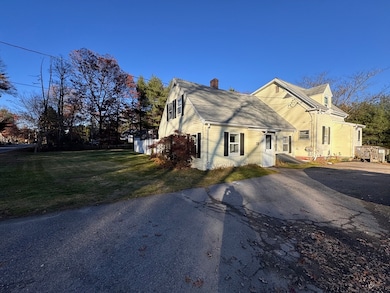 258 Walnut St unit 1, Bridgewater, MA 02324 - photo 2