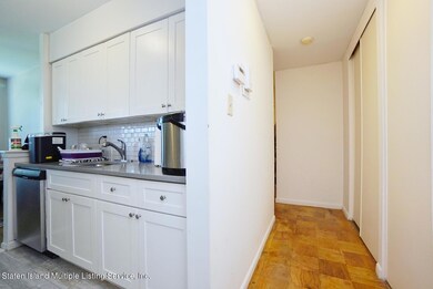 890 Armstrong Ave unit 1-3, Staten Island, NY 10308 - photo 2