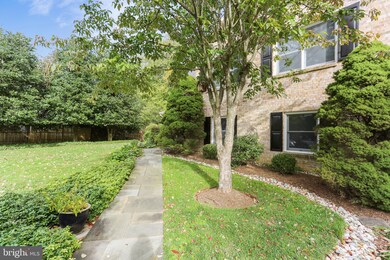 19005 Plummer Dr, Germantown, MD 20876 - photo 3