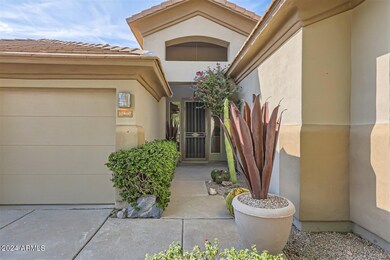 10460 E Acacia Dr, Scottsdale, AZ 85255 - photo 4