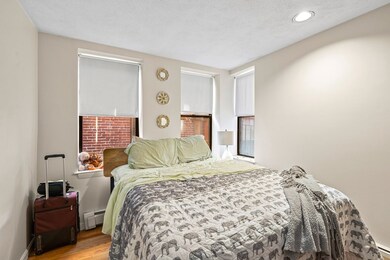 40 Lewis St unit 2, Boston, MA 02113 - photo 5