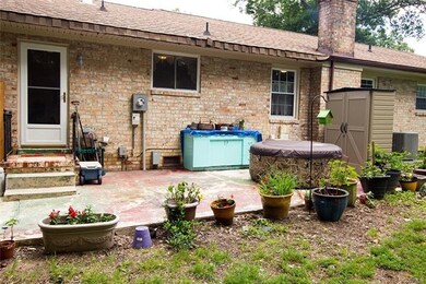 Concrete Patio Great for Entertaining.
