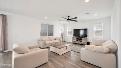 GREAT ROOM B