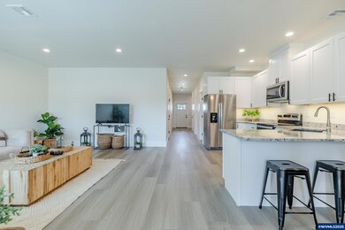 729 N Periander, Harrisburg, OR 97446 - photo 7