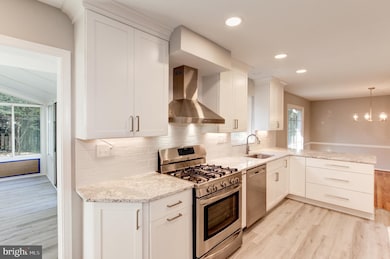 12700 Steeple Chase Way, Potomac, MD 20854 - photo 2