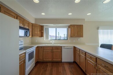 520 Ridge Rim Way, Saint George, UT 84770 - photo 6