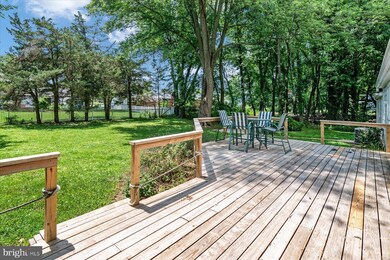 109 Lake View Dr, Annapolis, MD 21403 - photo 2