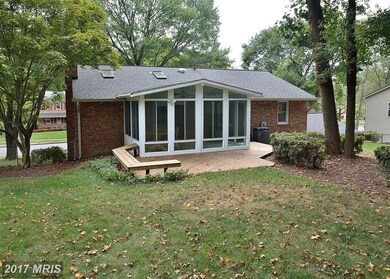 5110 Portsmouth Rd, Fairfax, VA 22032 - photo 4