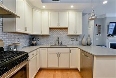 37 P St unit 1, Boston, MA 02127 - photo 3