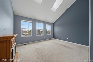 666 Lydia Ln unit 42, Pontiac, MI 48341 - photo 4