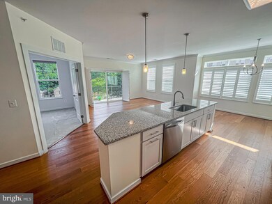 9430 Silver King Ct unit 402, Fairfax, VA 22031 - photo 7
