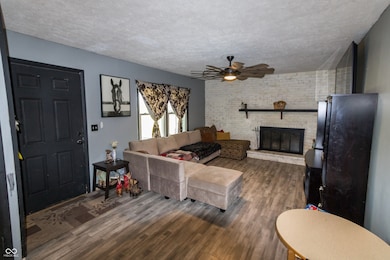 863 S 450 E, Franklin, IN 46131 - photo 4