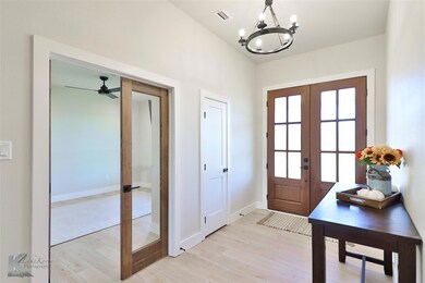 201 Stallion Rd, Abilene, TX 79606 - photo 5