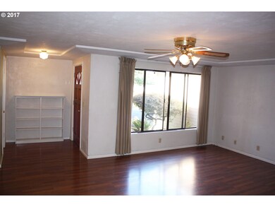 583 Hayden Bridge Way, Springfield, OR 97477 - photo 2