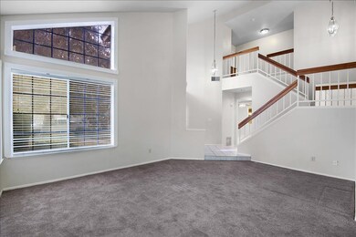 Living Room (9)