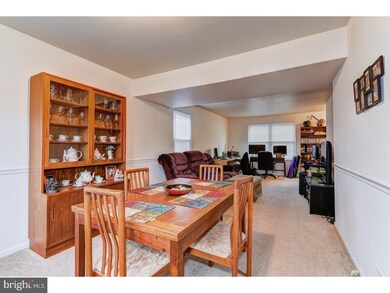 1504 Aberdeen Ct unit 1504, Lansdale, PA 19446 - photo 7