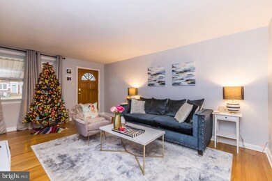 712 Oakwood Dr, Glenolden, PA 19036 - photo 4