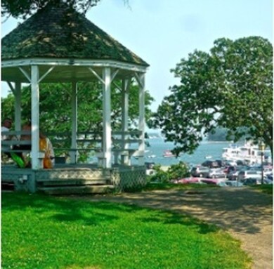 39 Bay Pointe Dr unit Lot 26, Buzzards Bay, MA 02532 - photo 4