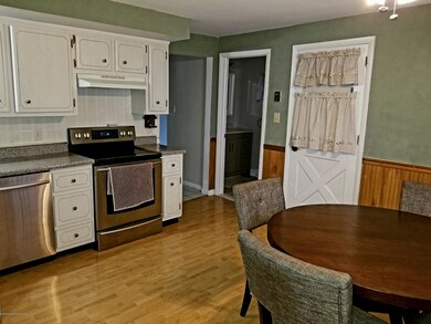 1148 Reynolds Ave, Scranton, PA 18504 - photo 6