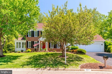 8917 Cross Chase Cir, Lorton, VA 22079 - photo 2