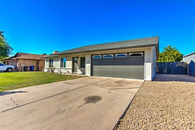 3256 E Edgewood Ave-3