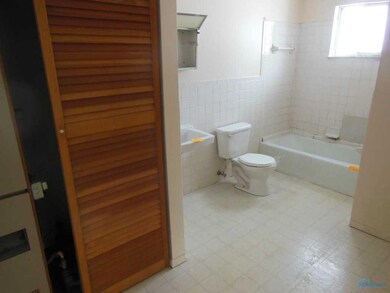 Full Bath. Unit A