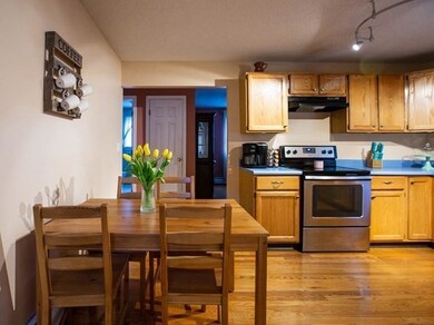 804 Hood St, Fall River, MA 02720 - photo 4