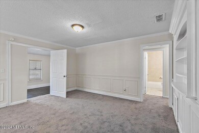 6654 Cinderella Rd, Jacksonville, FL 32210 - photo 4