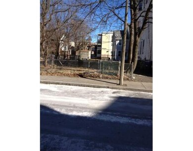 36 Vesta Rd, Dorchester Center, MA 02124 - photo 2