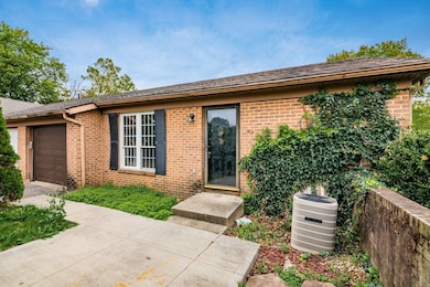 5841 Forest Hills Blvd unit 5843, Columbus, OH 43231 - photo 3