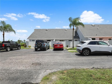 621 SW 3rd Ct unit 102, Cape Coral, FL 33991 - photo 6
