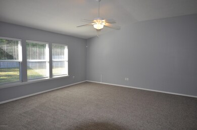 11748 Pleasant Creek Dr, Jacksonville, FL 32218 - photo 5