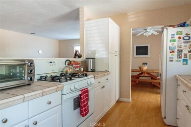 14213 Arrowhead Dr, Victorville, CA 92395 - photo 2