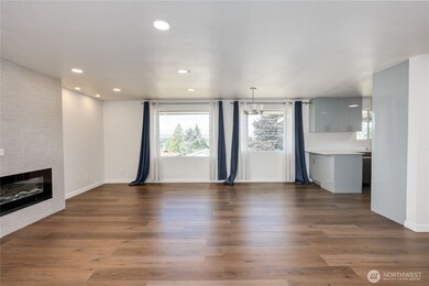 1802 NE Windermere Dr, Bremerton, WA 98310 - photo 6