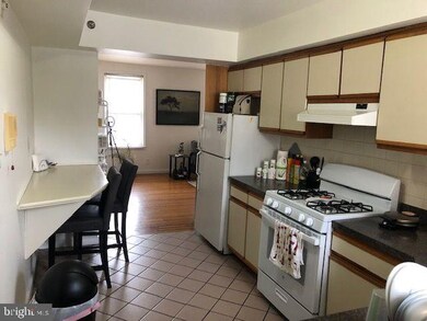 914 W Lancaster Ave unit A, Bryn Mawr, PA 19010 - photo 5
